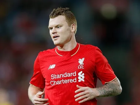 Liverpool đón tin sốc, huyền thoại cùng con gái bị tai nạn xe hơi