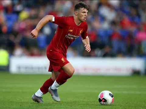 Liverpool lên tiếng về vụ "ngược đãi" sao trẻ