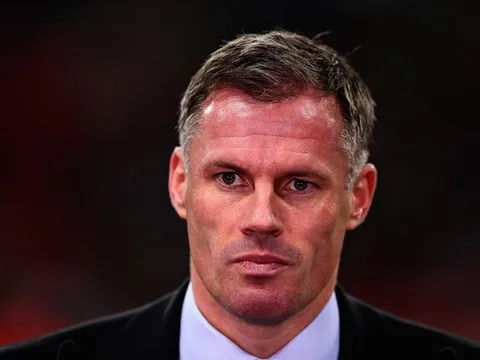 Liverpool nguy cơ mất cúp, Carragher 'vẽ' thêm 2 kịch bản điên rồ cho EPL
