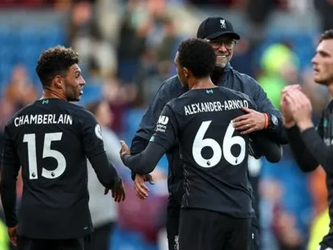 Liverpool phá vỡ hàng loạt kỷ lục sau chiến thắng trước Burnley