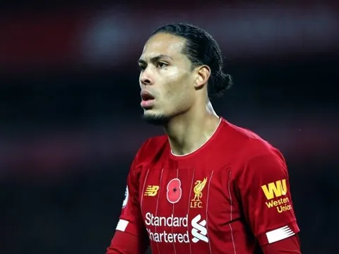 Juve tăm tia, Liverpool lập tức trao 'siêu hợp đồng' gây choáng cho Van Dijk