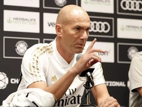 Lo sợ Zidane "nổi đóa", BLĐ Real làm 1 điều với giới truyền thông
