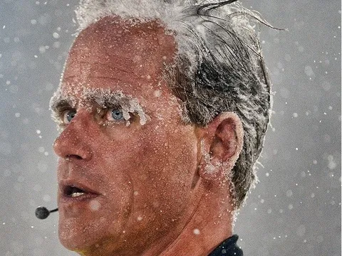 Lông mày trọng tài bị đóng băng trong trận đấu lạnh nhất lịch sử MLS