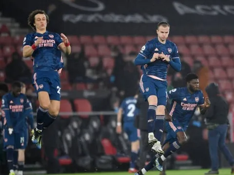 2 hình mẫu cho toan tính của Arsenal trước Southampton