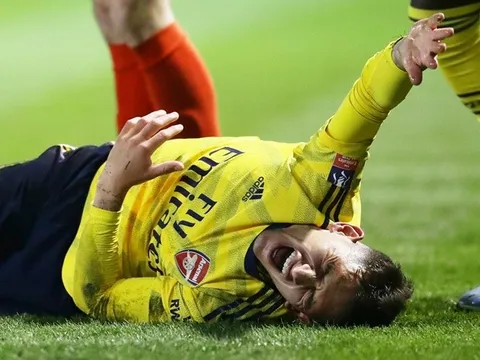 Arsenal chần chừ không quyết, đại diện 'quái thú bị tổn thương' thừa nhận 1 thực tế