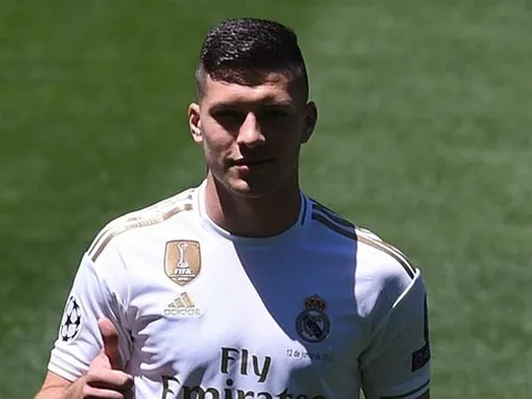 Đại bại trước Atletico, Real nhận thêm hung tin về tình hình nhân sự