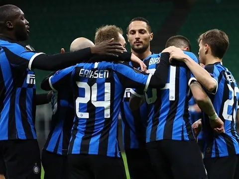 Lukaku ghi bàn hài hước, Inter Milan tiến vào vòng 16 đội Europa League