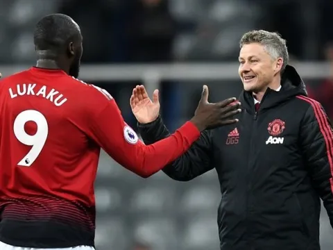 Lukaku: Solskjaer bảo tôi ở lại Man Utd, nhưng tôi phải ra đi vì...