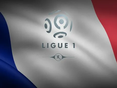 Lyon kêu gọi Tổng thống Pháp học Tây Ban Nha, cho Ligue 1 trở lại