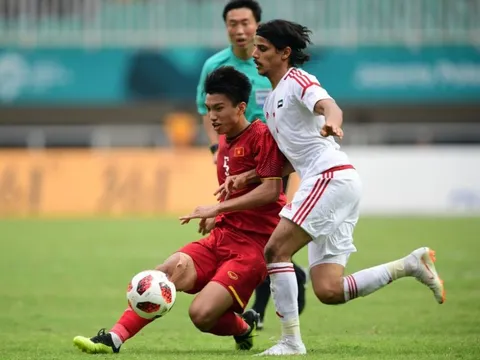 'Đoàn Văn Hậu tốt nhưng vẫn kém cầu thủ châu Âu ở 1 điểm'