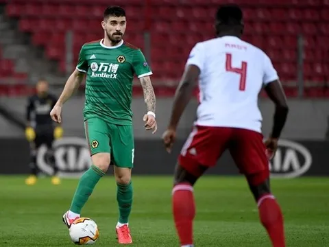 Mắc sai lầm, dứt điểm ra ngoài, "thánh sút xa" khiến Wolves bị cầm hòa tại Hy Lạp