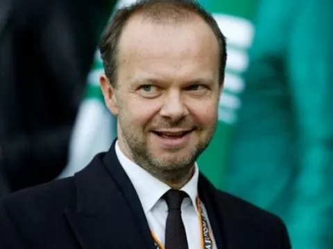 Man City bị UEFA trừng phạt, Ed Woodward nói thẳng 1 câu