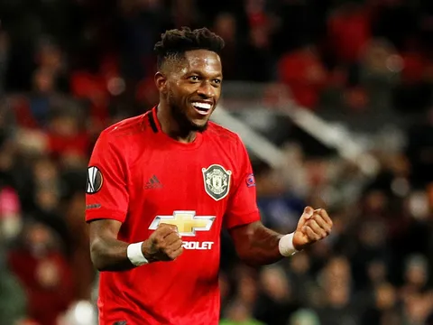 Man United chuẩn bị ký hợp đồng 3 năm với tiền vệ người Brazil