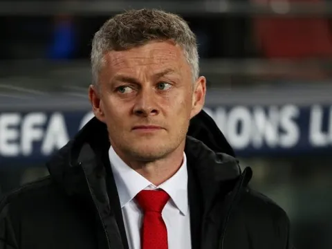 Nói một lời, Solskjaer nhận mưa chỉ trích