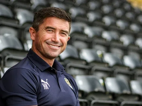 "Man United sẽ trở nên đáng sợ nếu chiêu mộ 2 cầu thủ đó"