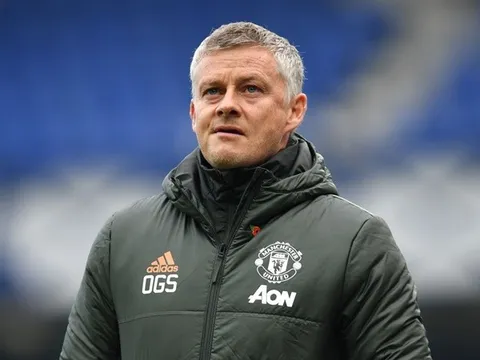 Man Utd bị tước quả penalty, Solskjaer tuyên bố Chelsea quá 'táo tợn'