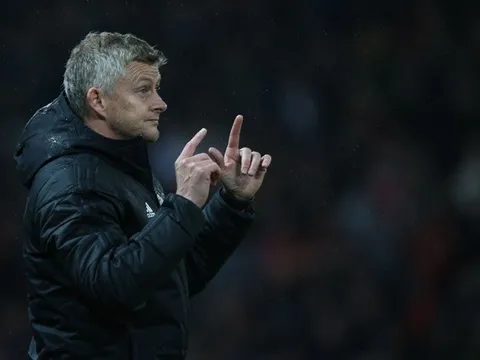 Man Utd bắt đầu 'rơi tự do': Khi số phận trêu đùa với Solskjaer