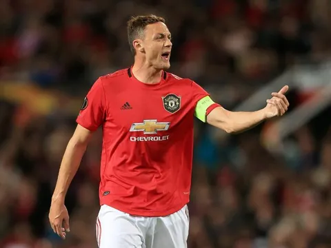 Man Utd đưa ra 1 phương án, fan Quỷ đỏ đồng loạt chọn 3 mục tiêu