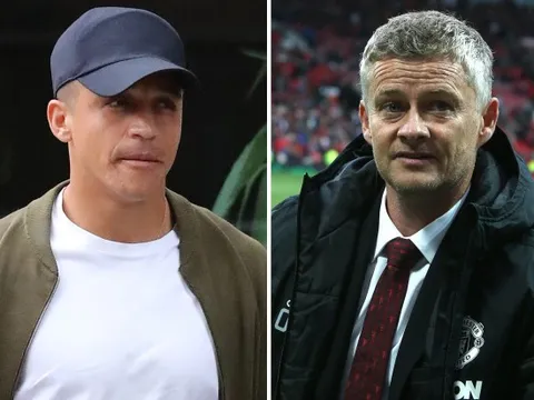 Man Utd đuổi đi, Sanchez liền định đoạt cực sốc