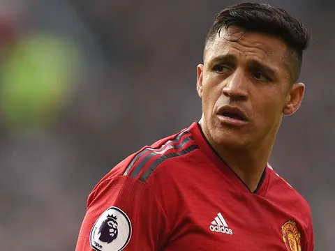 Man Utd gặp khó trong việc "từ bỏ" Sanchez