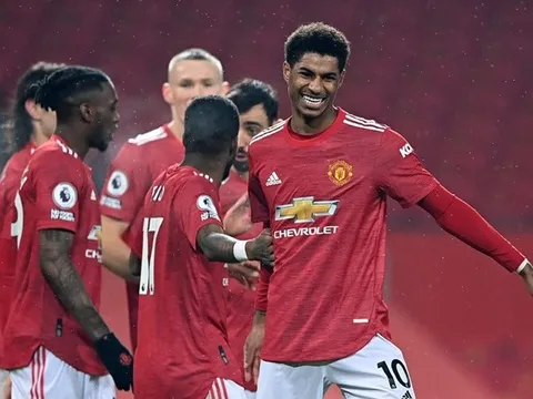 Man Utd nhấn chìm Southampton: Tàn nhẫn nhưng cần thiết
