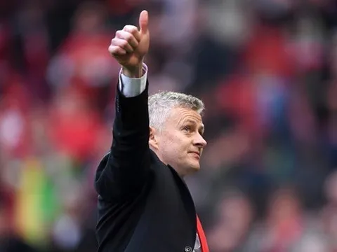 Man Utd mời gọi, sao 70 triệu 'gay gắt' đi gặp CLB để chốt tương lai