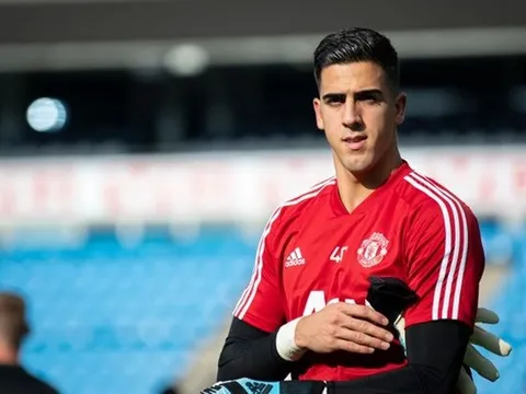 'Man Utd như ông già Noel gọi tới và hỏi chúng tôi cần gì'