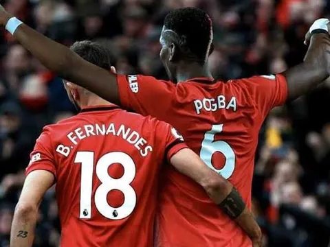 Lập hat-trick, Martial nói lời thật lòng về Bruno Fernandes và Pogba