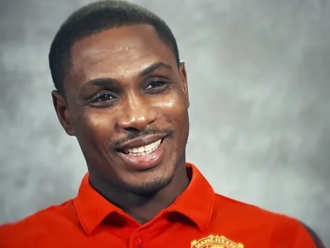 Được ở lại Man United, Ighalo làm ngay 1 điều trên đường đến Carrington