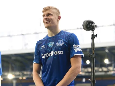 Săn trung vệ, Man Utd lên kế hoạch táo bạo với 'gã khổng lồ' Everton