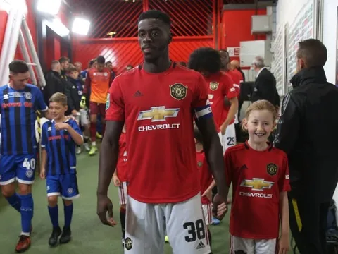 Phòng thay đồ Man Utd sinh biến, các cầu thủ bị sốc với 1 quyết định của Solskjaer