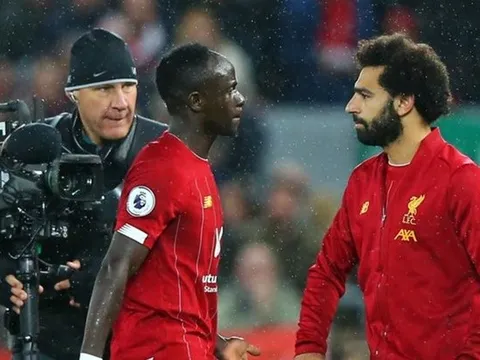 Huyền thoại Liverpool đăng đàn, nói rõ lí do Salah và Mane sẽ rời CLB