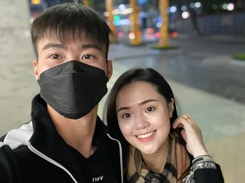 Duy Mạnh và Đình Trọng cùng nhau sang Singapore trị chấn thương