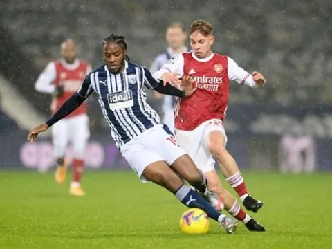 Martin Keown chỉ ra Pires, Henry mới của Arsenal