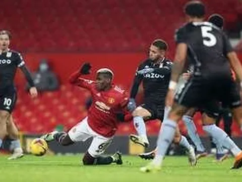 Martinez phản ứng ngắn gọn về tình huống Pogba kiếm penalty cho M.U