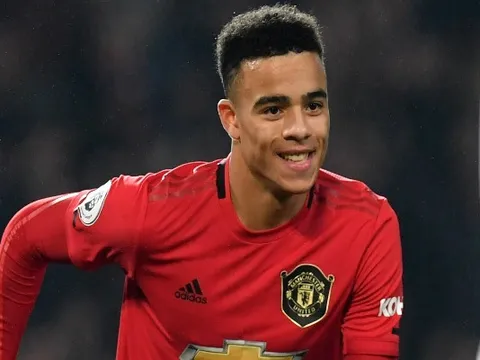"Cậu ấy sẽ đá Rashford khỏi đội hình chính, một cầu thủ tuyệt vời"