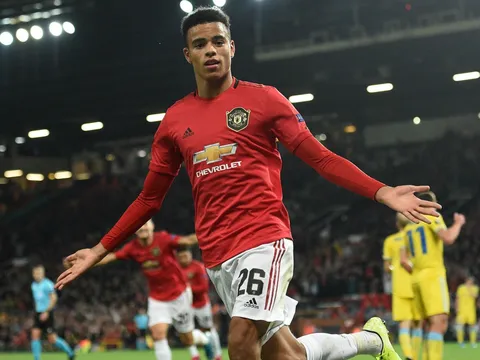 Sao Man Utd được khen: "Cậu ấy dứt điểm như trò đùa, đá tốt bằng cả 2 chân"