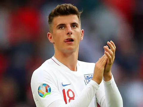 HLV Lampard nhắc nhở học trò: "Mọi khó khăn mới chỉ bắt đầu"