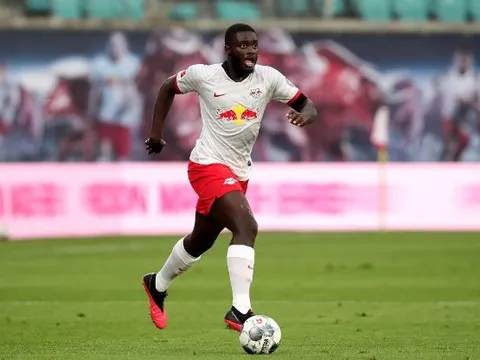 Mất Upamecano, Man Utd lập tức chuyển hướng sang trung vệ 80 triệu euro