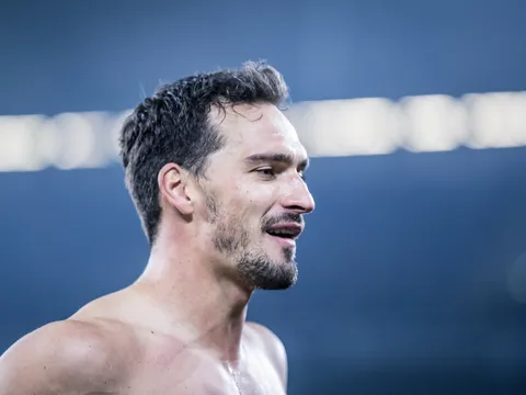 Phi vụ mùa hè: Mats Hummels