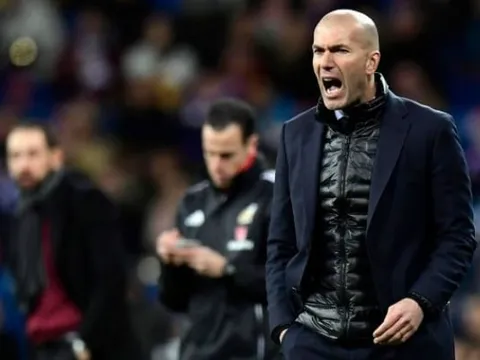Mâu thuẫn nặng nề với Zidane, tương lai "siêu tiền vệ" không hồi kết