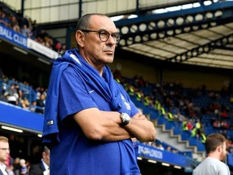 Sau tất cả, Sarri cũng thừa nhận mâu thuẫn và 'nước mắt' tại Chelsea