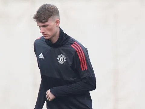 Sao U23 Man Utd trở lại tập luyện sau 11 tháng điều trị ung thư