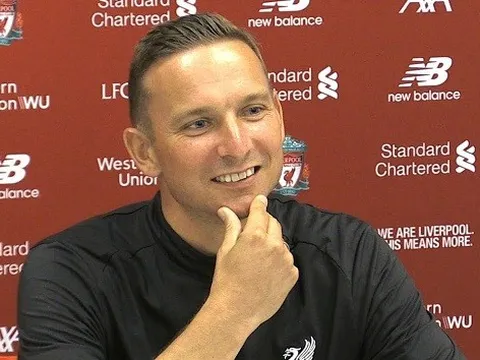 Phó tướng Klopp: ''Chúng tôi đã tiến xa hơn nhiều so với năm ngoái''