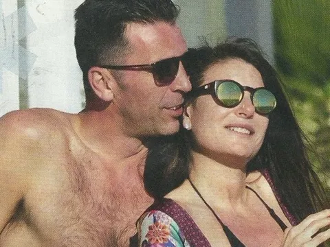 'Máy bay' của Buffon nêu lý do giã từ bóng đá