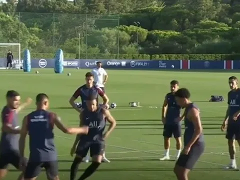 Mbappe cho thấy tốc độ hồi phục trên sân tập