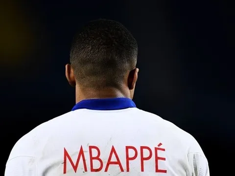 Mbappe: "Ở ngoài đường tôi sẽ xử cậu"