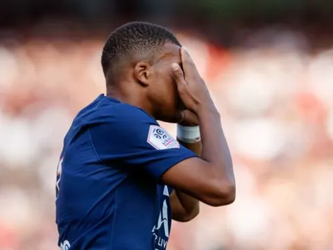 Mbappe tịt ngòi, PSG gặp khó trước đội vừa xuống hạng