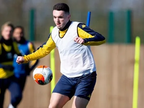 Chạm trán Chelsea, “khao khát của Sir Alex” chuẩn bị tái xuất Premier League?