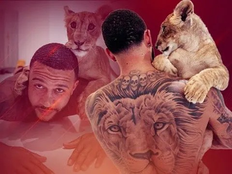 Memphis Depay âu yếm báu vật "sư hổ" mùa dịch